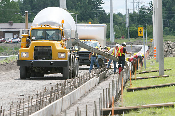 Best Concrete Sidewalk Installation in Linln Park, CO